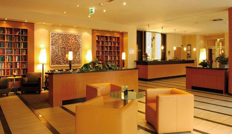 Plaza Premium Koeln Hotel Exterior photo